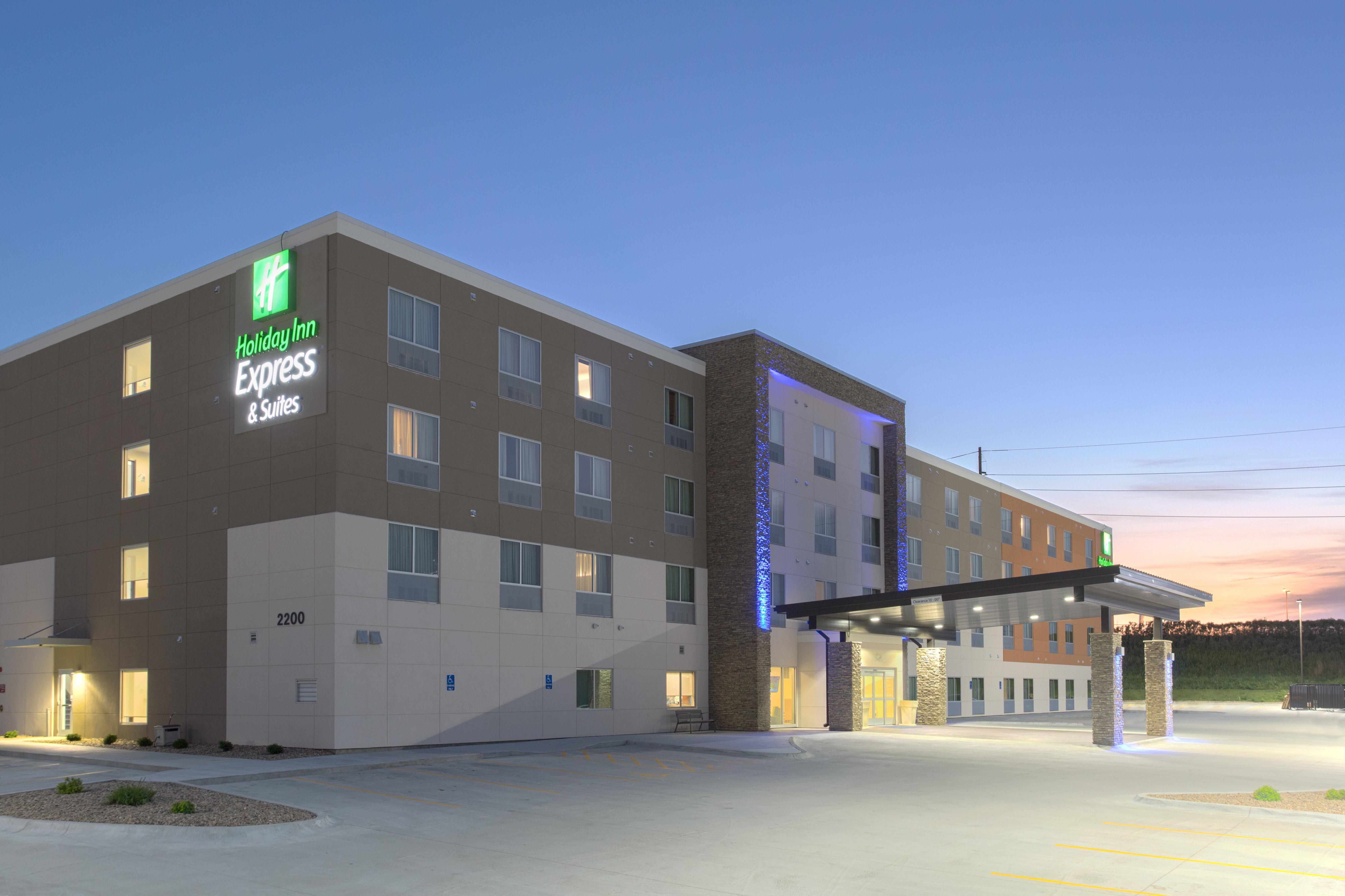 Holiday Inn Express & Suites Lincoln I - 80 By Ihg Екстер'єр фото