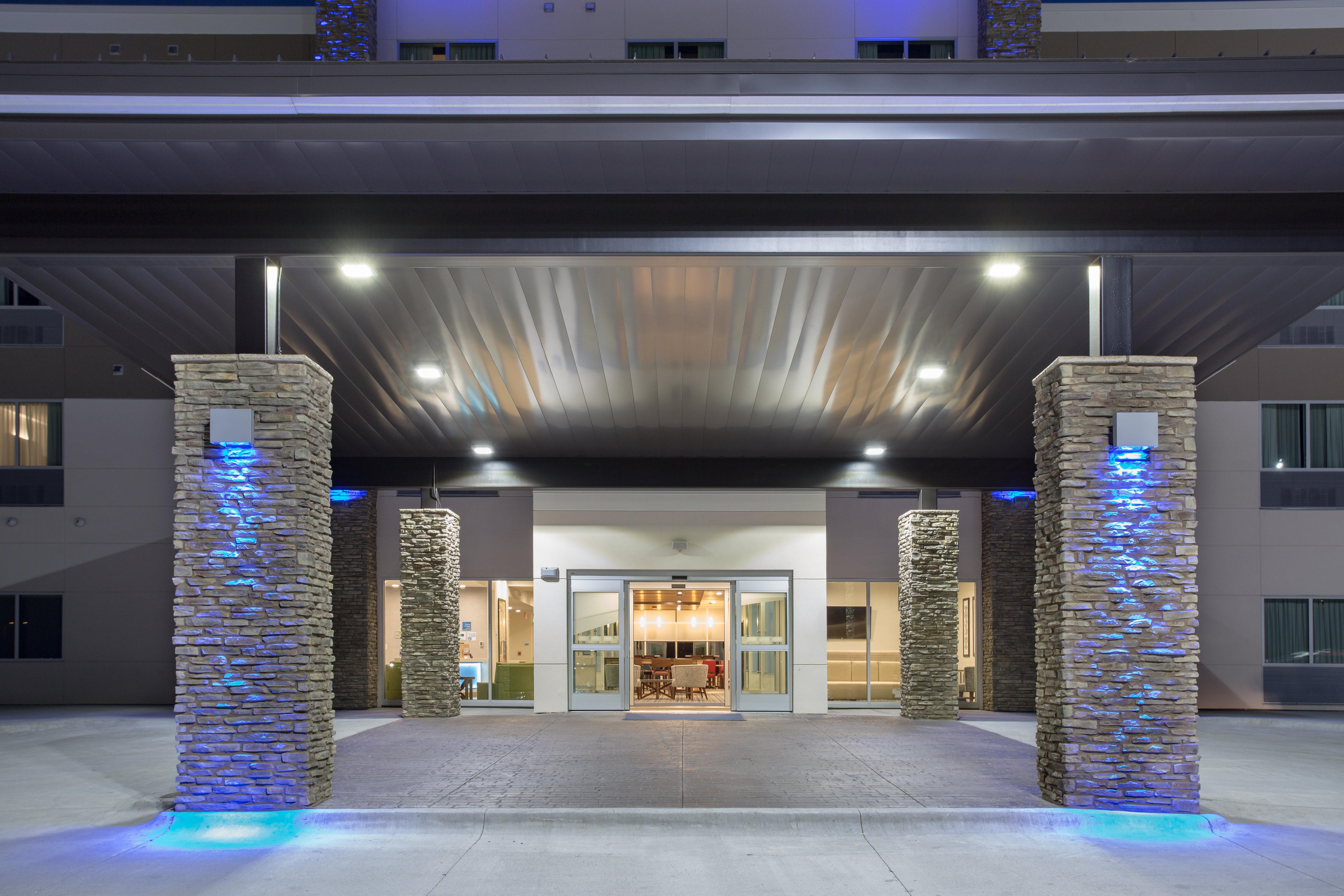 Holiday Inn Express & Suites Lincoln I - 80 By Ihg Екстер'єр фото